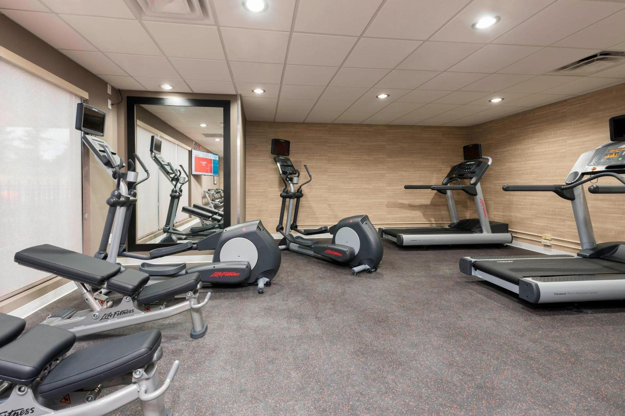 Towneplace Suites By Marriott Ontario-Mansfield Eksteriør billede