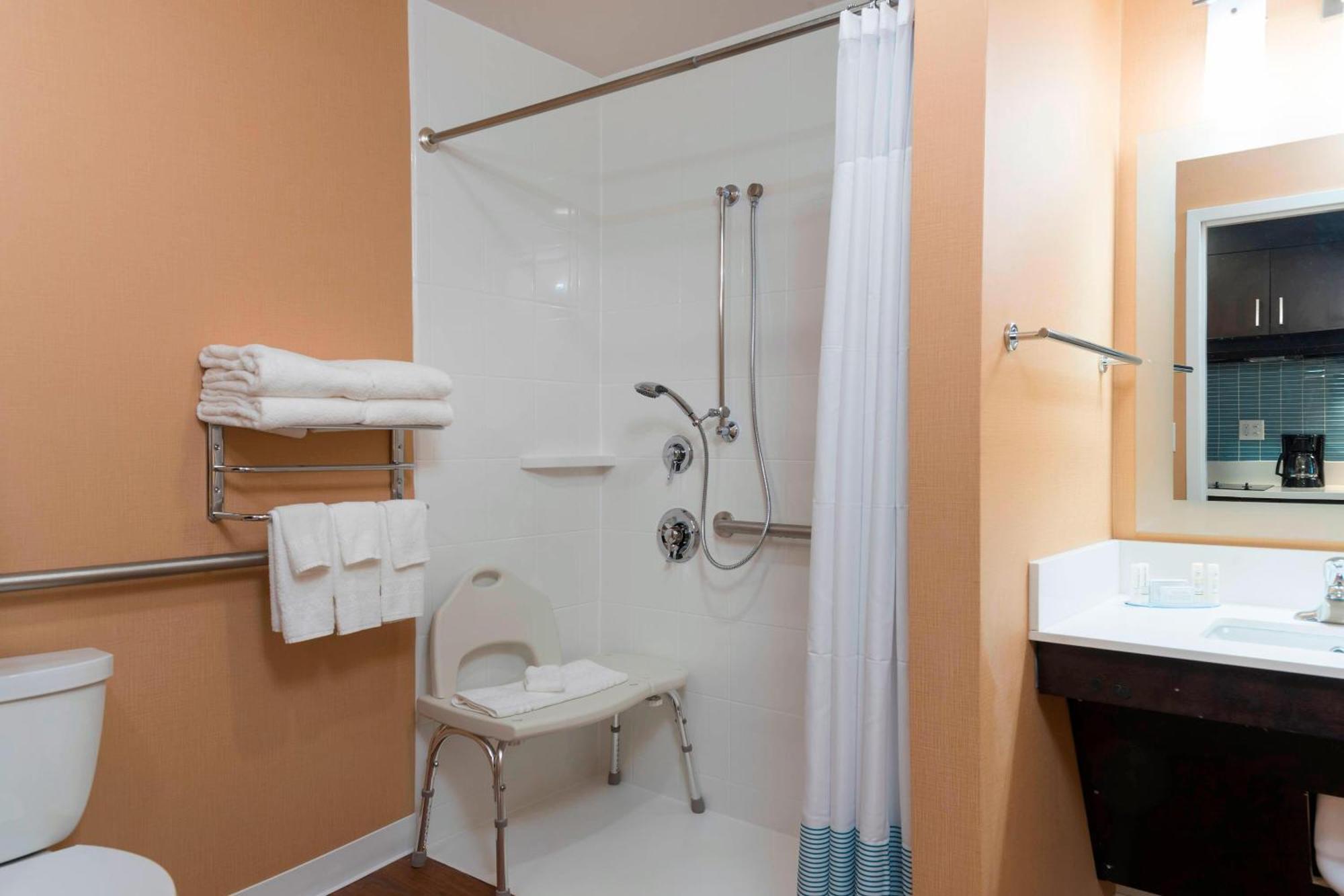 Towneplace Suites By Marriott Ontario-Mansfield Eksteriør billede